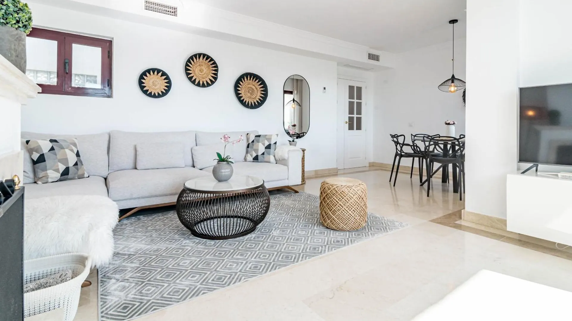 Noray 10 Apartment Marbella Spain